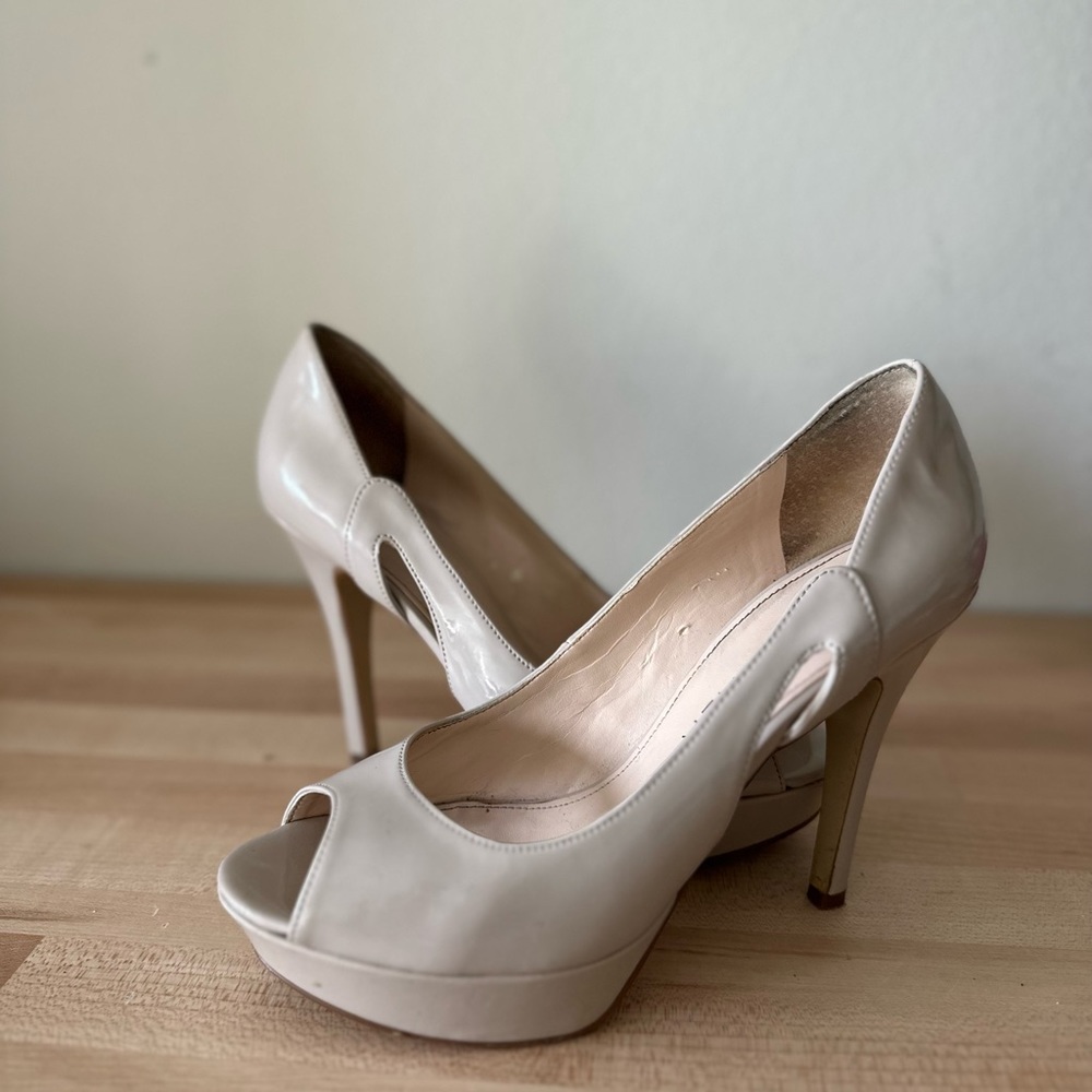 Patent leather nude heels
